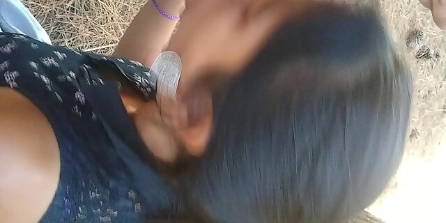 amateur,blowjob,cum,deepthroat,facial,latin,outdoor,public,swallow,wild,